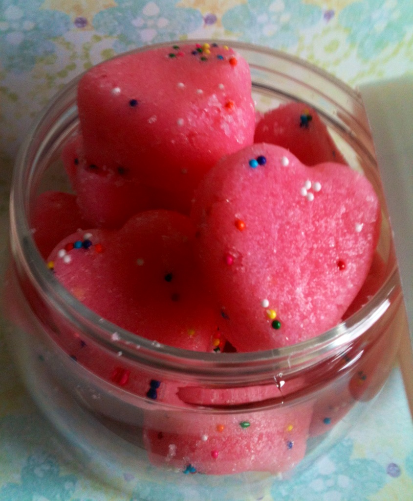 Solid Shower Sugar Scrubs, Many Scents on Luulla